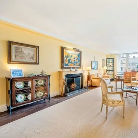 Buy this studio apartment on 320 East 72nd Street in New York, NY 10021