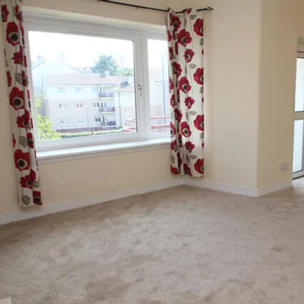 Rent this 2 bed room on Banchory Avenue in Glasgow, G43 1EY
