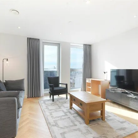 Image 1 - Two Fifty One, 251 Southwark Bridge Road, London, SE1 6FL, United Kingdom - Apartment for rent