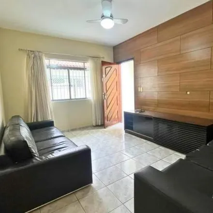 Rent this 3 bed house on Rua Estevão Sanviti in Campo Limpo, São Paulo - SP