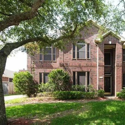 Rent this 4 bed house on 1187 Knoll Crest Court in Sugar Land, TX 77479