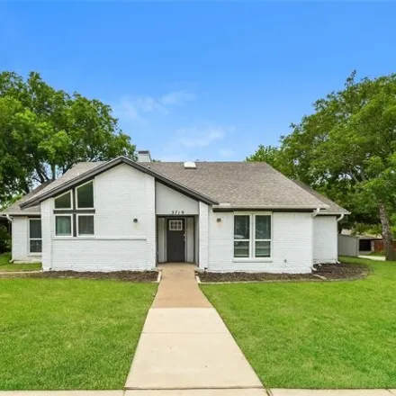 Buy this 3 bed house on 1882 Tarrytown Drive in Carrollton, TX 75007