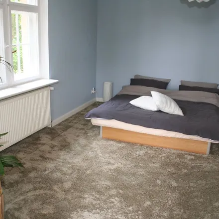 Rent this 2 bed apartment on Waldstraße 41 in 04683 Naunhof, Germany