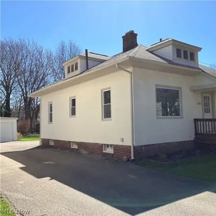 Buy this 2 bed house on 1667 Larch Street in Akron, OH 44301