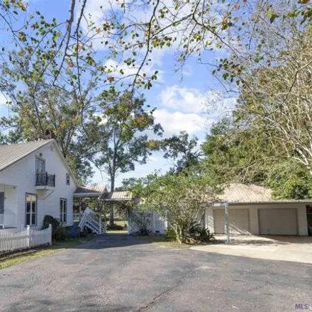 Image 4 - 18487 Oak Grove Parkway, Hope Villa, Ascension Parish, LA 70769, USA - House for sale