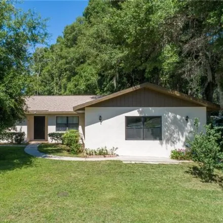 Buy this 3 bed house on 122 Iris Lane in Citrus County, FL 34452