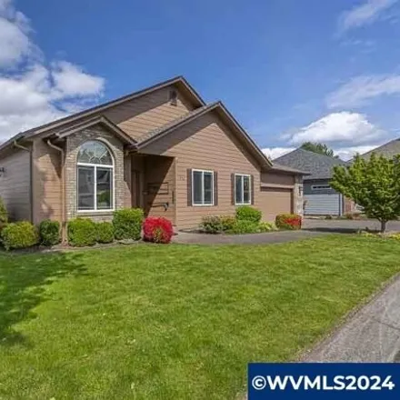Buy this 3 bed house on 663 Lakefair Place North in Keizer, OR 97303