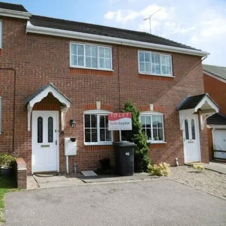 Rent this 2 bed townhouse on Oadby Drive in Hasland, S41 0YA