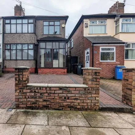 Buy this 3 bed duplex on Milton Avenue in Knowsley, L14 6TH