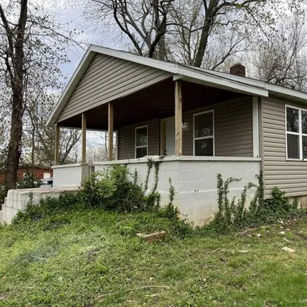 Buy this 3 bed house on 2653 West Madison Street in Springfield, MO 65802