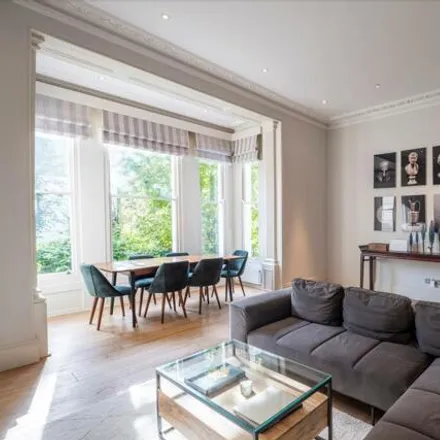 Image 5 - Spencer Court, 72 Marlborough Place, London, NW8 0PP, United Kingdom - Apartment for sale