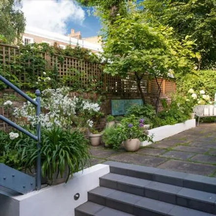 Image 2 - 8 St. Anns Road, London, W11 4SR, United Kingdom - Townhouse for sale