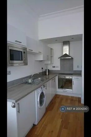 Image 8 - 41 Hanover Square, Leeds, LS3 1BQ, United Kingdom - Apartment for rent