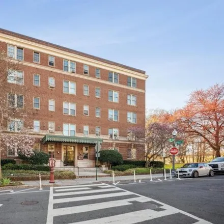 Image 1 - The Rockledge, 2456 20th Street Northwest, Washington, DC 20009, USA - Condo for sale