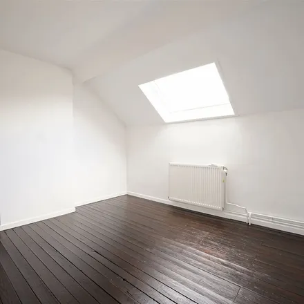 Rent this 2 bed apartment on Rue Wilmotte-Dupont 3 in 4500 Huy, Belgium
