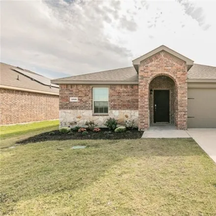 Buy this 4 bed house on Crimson Avenue in Farmersville, TX 75442