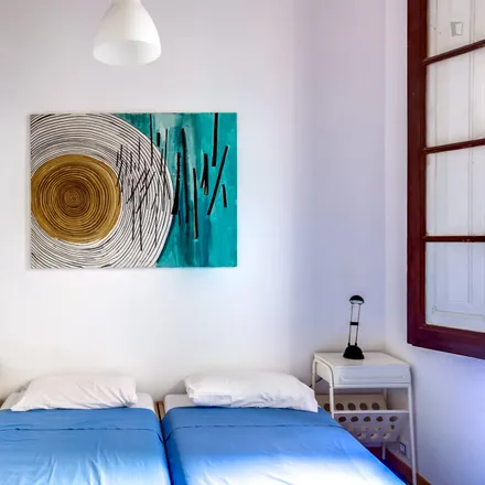 Rent this 3 bed room on Carrer de n'Aglà in 3, 08002 Barcelona