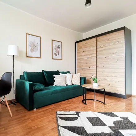 Rent this 3 bed room on Bratysławska 2 in 31-202 Krakow, Poland