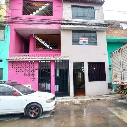 Buy this 6 bed house on Tiendas lili 👑 in E. Guzman Barron 3749, San Martín de Porres
