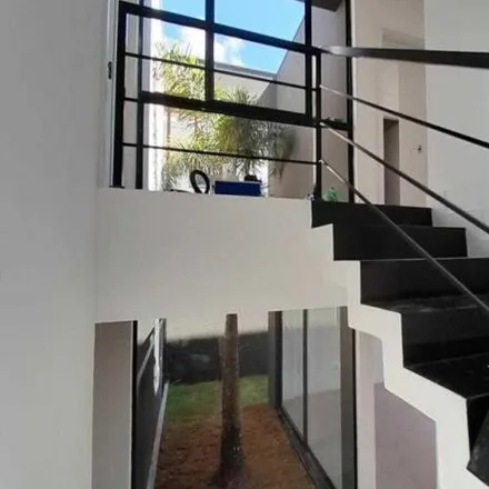 Buy this 4 bed house on Rua Recanto do Sol in Ingleses do Rio Vermelho, Florianópolis - SC