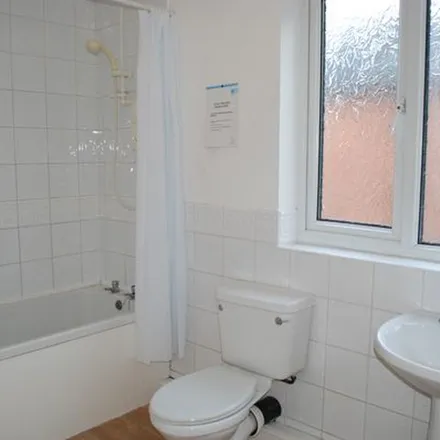 Rent this 1 bed apartment on Cavendish Road in Leicester, LE2 7PH