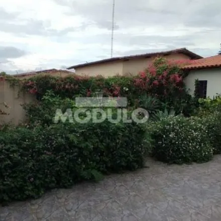 Image 2 - Rua Jerônima Lucas Barros, Segismundo Pereira, Uberlândia - MG, 38408-680, Brazil - House for sale