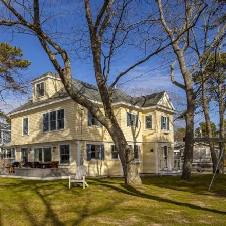 Buy this 5 bed house on 13 Norwood Lane in Kennebunkport, York County