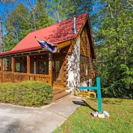 Buy this 2 bed house on 419 Montview Way in Gatlinburg, TN 37738
