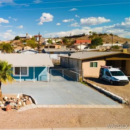 Buy this 3 bed house on 206 Lee Avenue in Bullhead City, AZ 86429