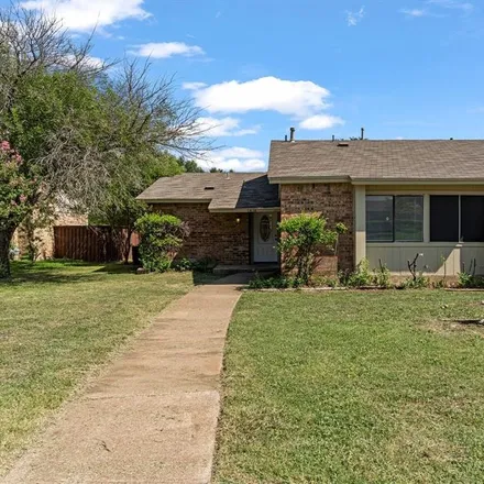 Buy this 5 bed house on 7418 Boisenberry Lane in Dallas, TX 75249