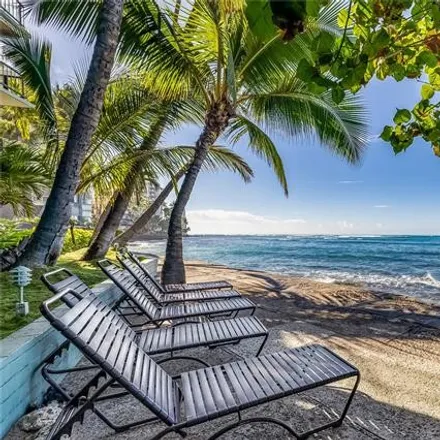 Buy this 1 bed condo on Diamond Head Beach Hotel and Residences in Kalakaua Avenue, Honolulu