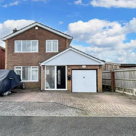 Buy this 3 bed house on Linda Road in Fawley, SO45 1DJ