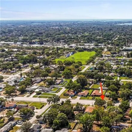Image 8 - 5th Avenue South & 47th Street South, 5th Avenue South, Saint Petersburg, FL 33707, USA - House for sale