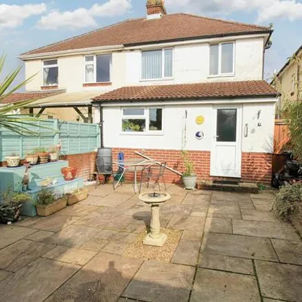 Image 5 - Chapel Crescent, Southampton, SO19 8JU, United Kingdom - Duplex for sale