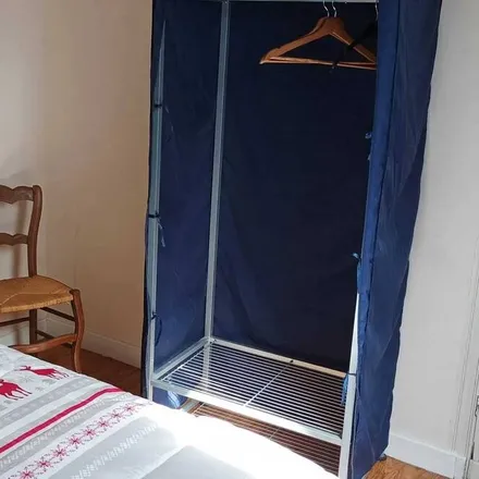 Rent this 5 bed apartment on 22000 Saint-Brieuc