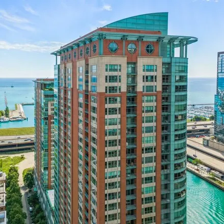 Image 2 - River View II, 401 East North Water Street, Chicago, IL 60611, USA - Condo for sale