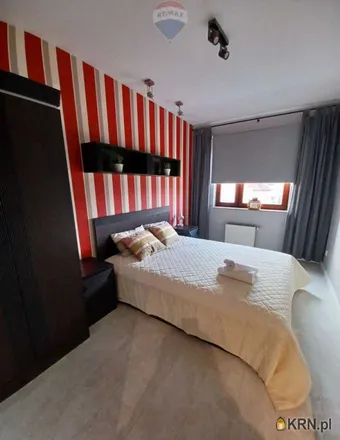 Buy this 2 bed apartment on Aleja Zwycięstwa 245 in 81-540 Gdynia, Poland
