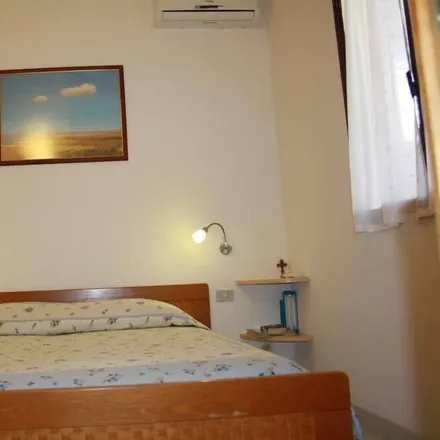 Rent this 2 bed house on Strada Demaniale Marina di Modica-Pisciotto in 97010 Modica RG, Italy