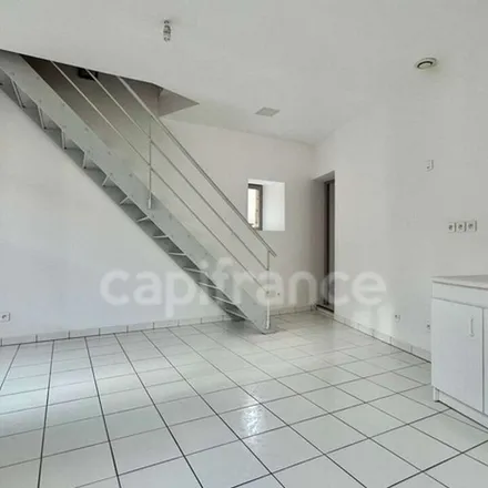Rent this 2 bed apartment on 3 Rue Saint-Pierre in 42600 Montbrison, France