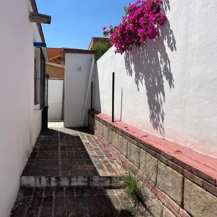 Buy this 3 bed house on Quiosco in Andador Independencia, 76776 Tequisquiapan