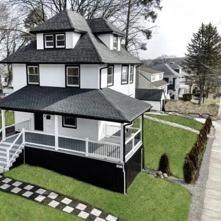 Buy this 5 bed house on 4 Van Dyke Place in Tremont Park, Summit