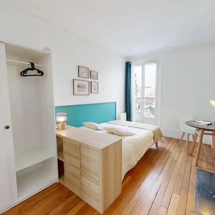 Image 1 - 61 Rue des Cloÿs, 75018 Paris, France - Room for rent