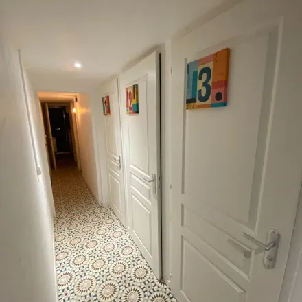 Rent this 1 bed apartment on 74 Avenue du Maréchal Leclerc in 33400 Talence, France