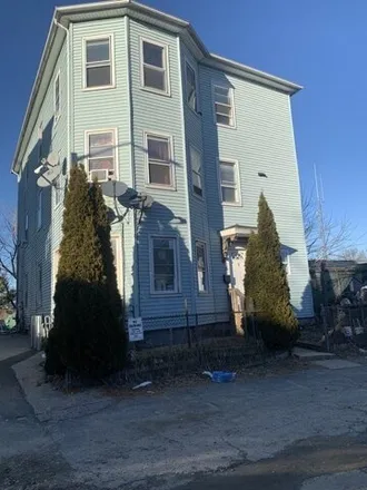 Rent this 3 bed apartment on 6 Lawrence St Apt 3 in Worcester, Massachusetts