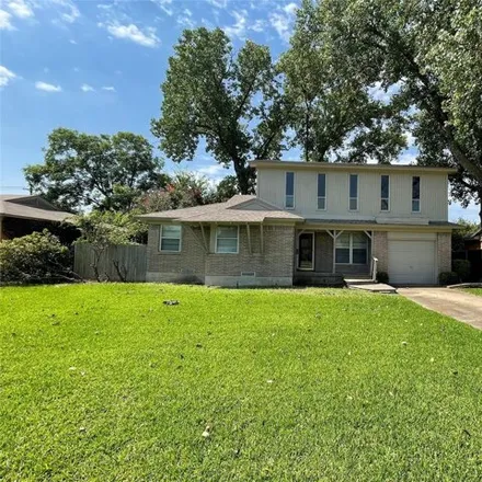 Buy this 3 bed house on 554 Rorary Drive in Richardson, TX 75081
