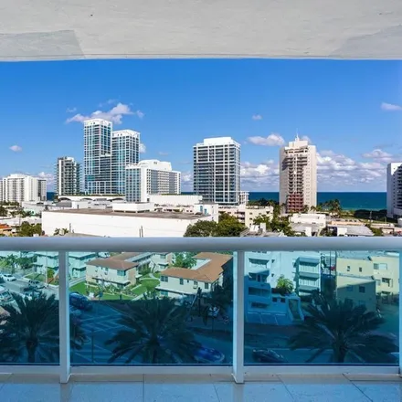 Image 5 - 6770 Indian Creek Drive, Atlantic Heights, Miami Beach, FL 33141, USA - Condo for rent