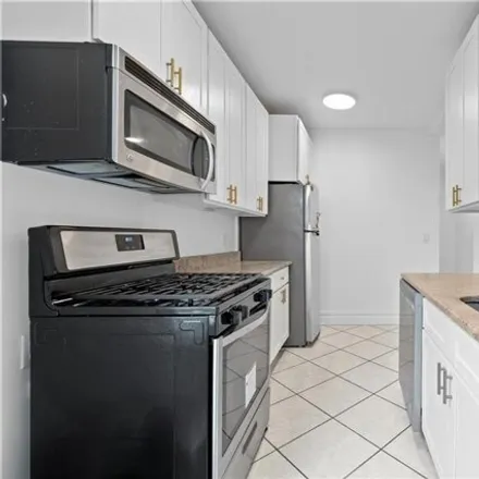 Image 4 - 131 East 157th Street, New York, NY 10451, USA - Apartment for sale