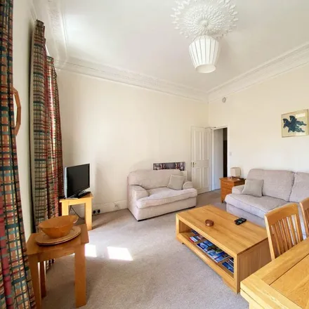 Image 3 - 32 Hillside Street, City of Edinburgh, EH7 5EY, United Kingdom - Apartment for rent