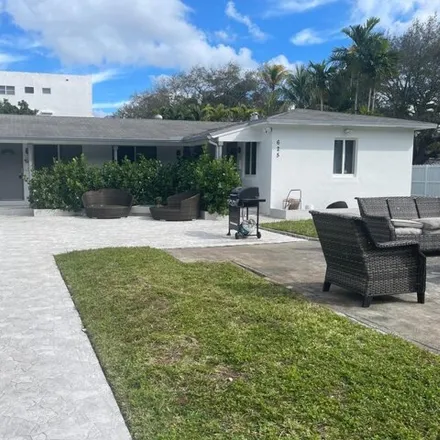 Rent this studio house on 679 South 20th Avenue in Hollywood, FL 33020