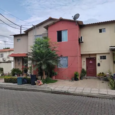 Buy this 3 bed house on Corte Provincial del Guayaquil in Avenida Quito, 090312